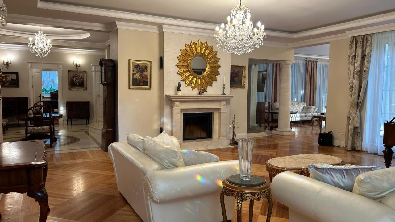 Luxury Villa Indoor Pool Warsaw Magdalenka المظهر الخارجي الصورة