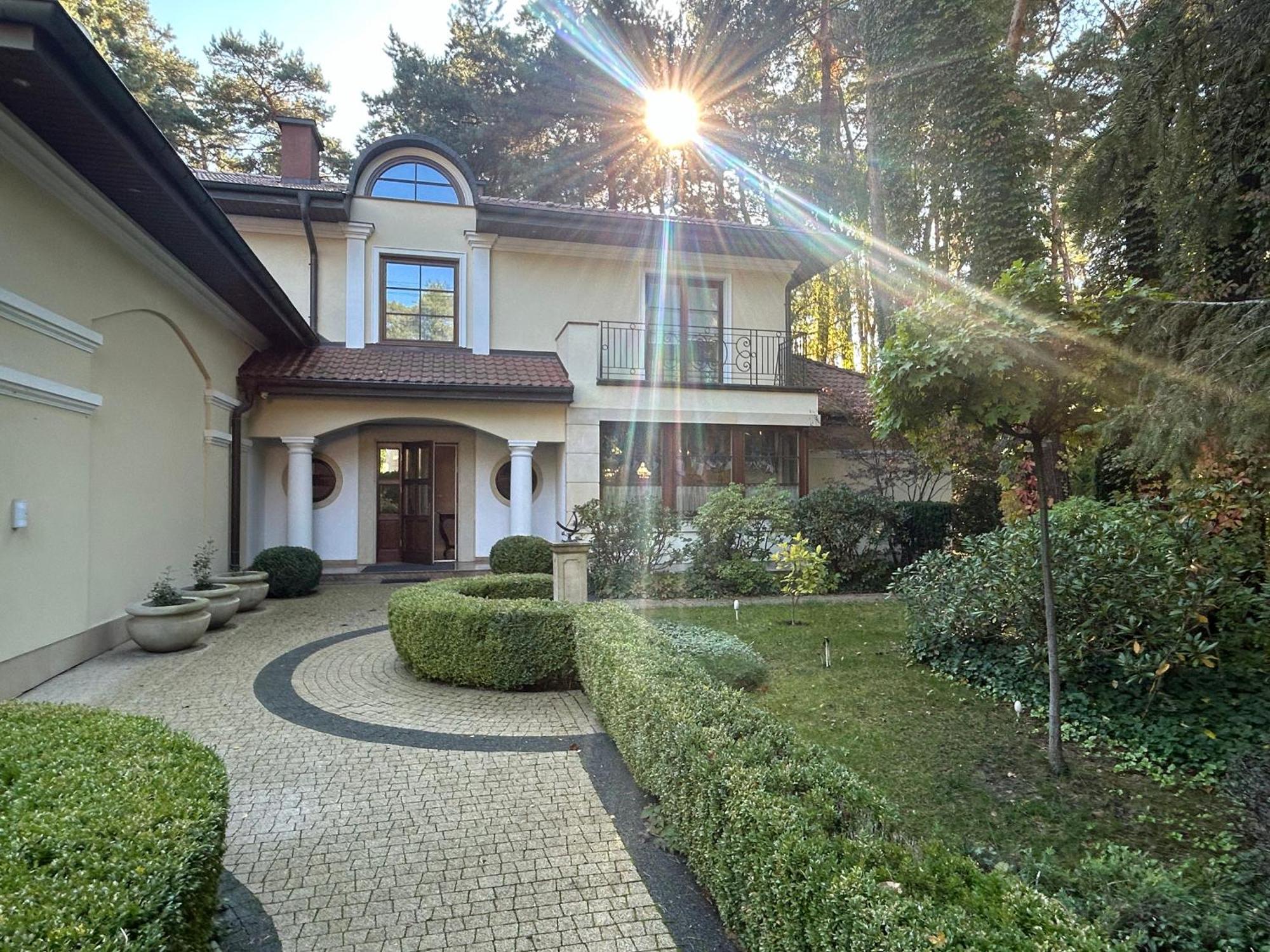 Luxury Villa Indoor Pool Warsaw Magdalenka المظهر الخارجي الصورة